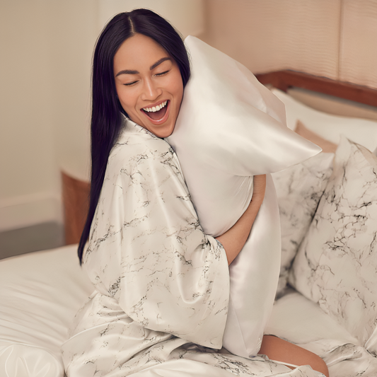 Satin Pillowcase – Ideal for Hair Care, Skin Health & Better Sleep